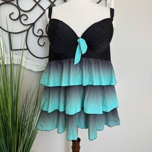 3X Underwire Gorgeous Underwire Tankini Swimsuit Top in Black & Blue